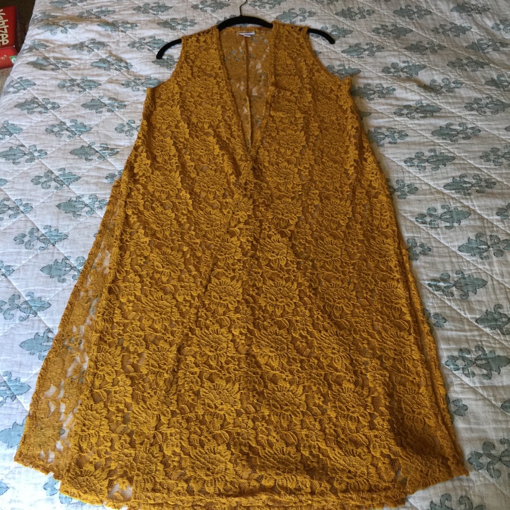 LuLaRoe Mustard Gold Lace Joy